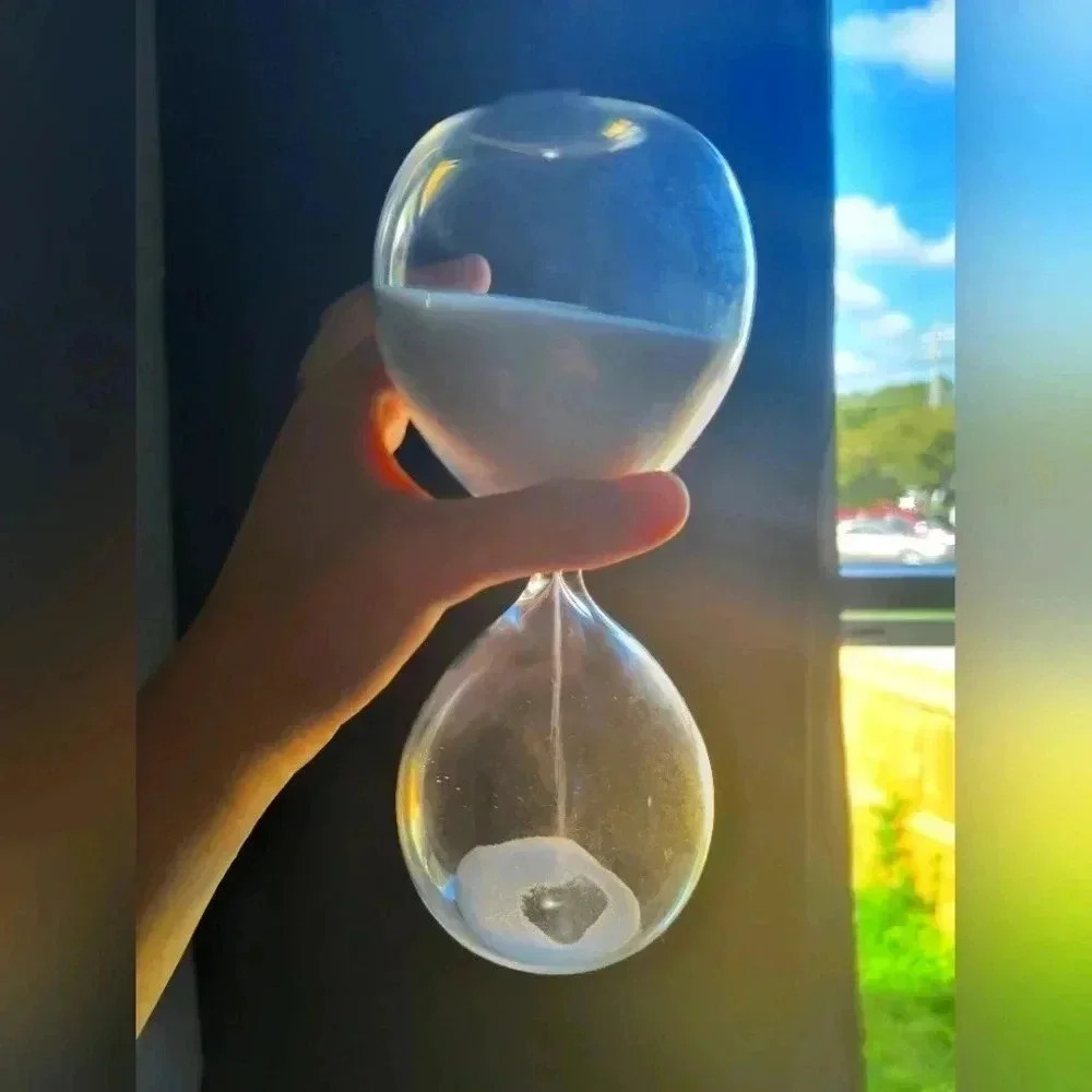 White sand glass home decor hourglass decorative piece blown women's jewelry